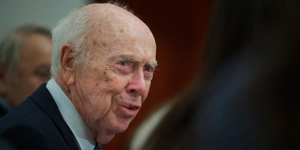 James Watson fick Nobelpriset för "livets hemlighet" och kallades ”DNA:s gudfader”.
