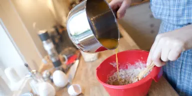 AI-genererade fejk-bakbloggar har exploderat på sociala medier