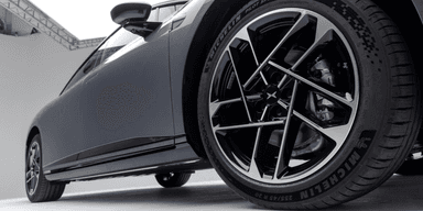 XPENG lanserar nytt. En kombi i sedanform. (Foto: XPENG)