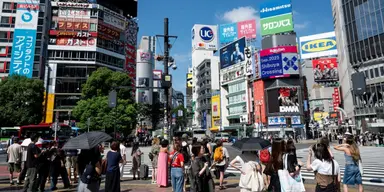 Allt fler dementa sitter på allt större tillgångar i Japan