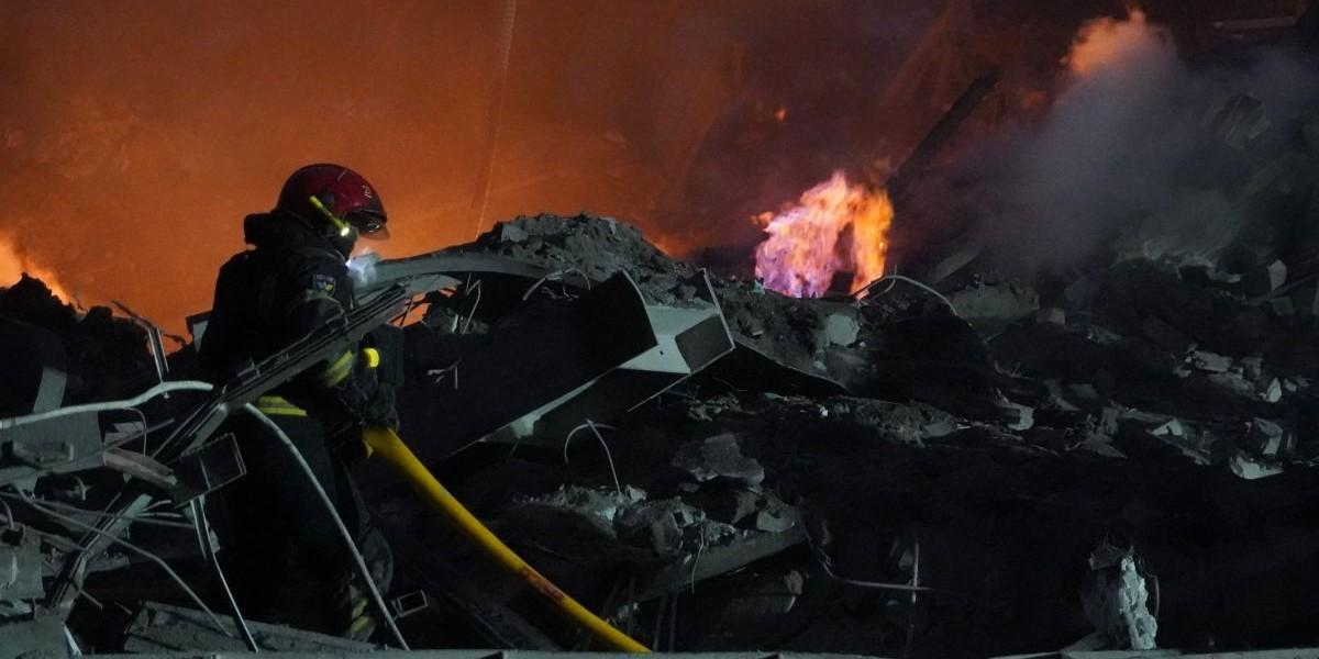 Varnar för stor rysk fejkad attack