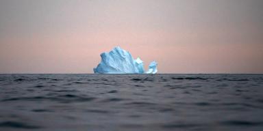 Ett isberg på drift, dock inte världens största, A23a